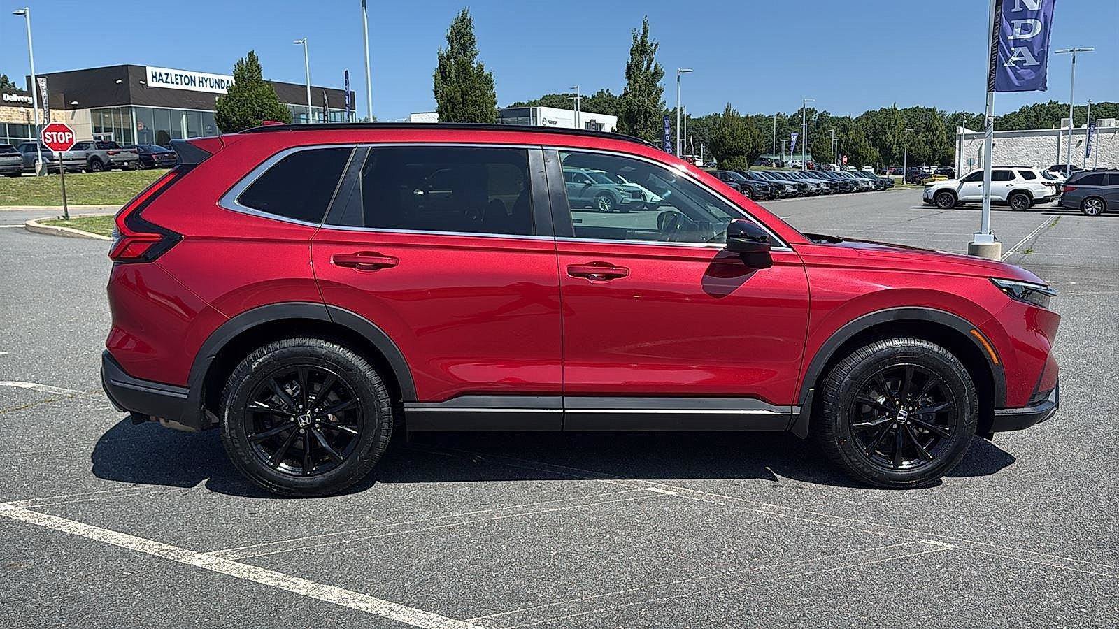 Used 2023 Honda CR-V Sport image 4