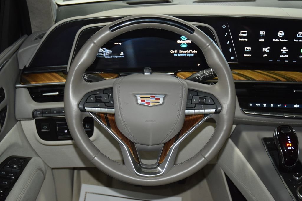Used 2024 Cadillac Escalade ESV Sport Platinum w/ LPO, ONYX Package AWD/4WD image 39
