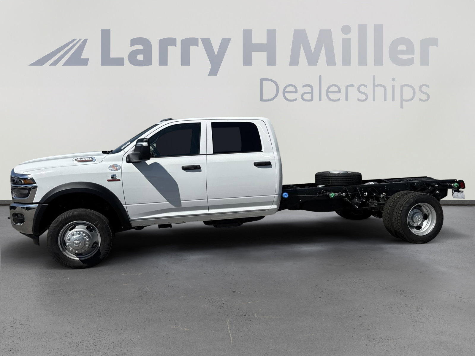 New 2026 RAM 4500 Tradesman image 2