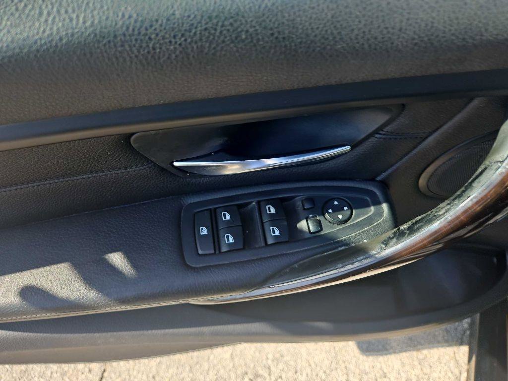 Used 2015 BMW 328i xDrive Sedan image 12