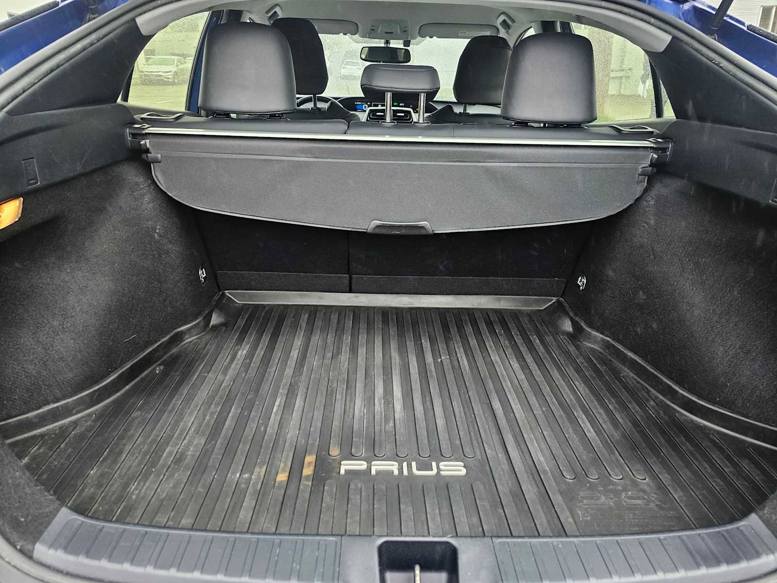 Used 2016 Toyota Prius Four image 13