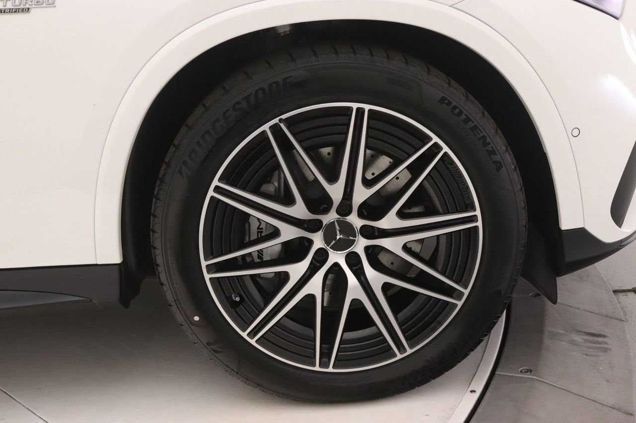 New 2026 Mercedes-Benz GLC 43 AMG 4MATIC image 15