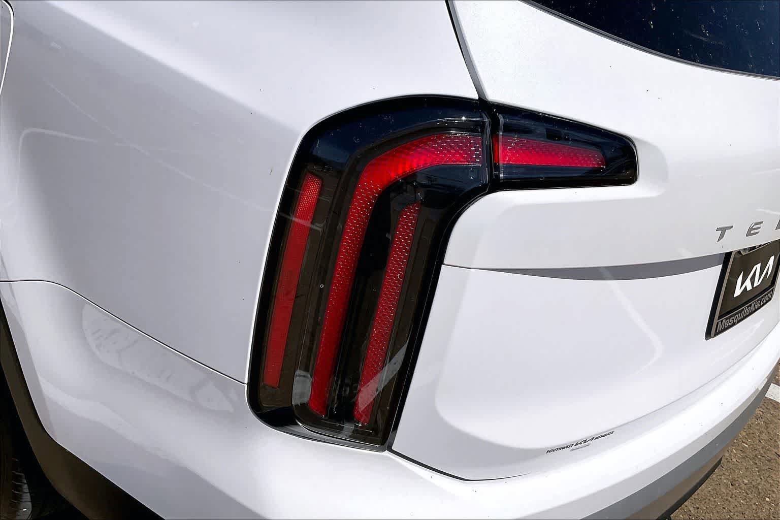 Used 2024 Kia Telluride SX Prestige image 32