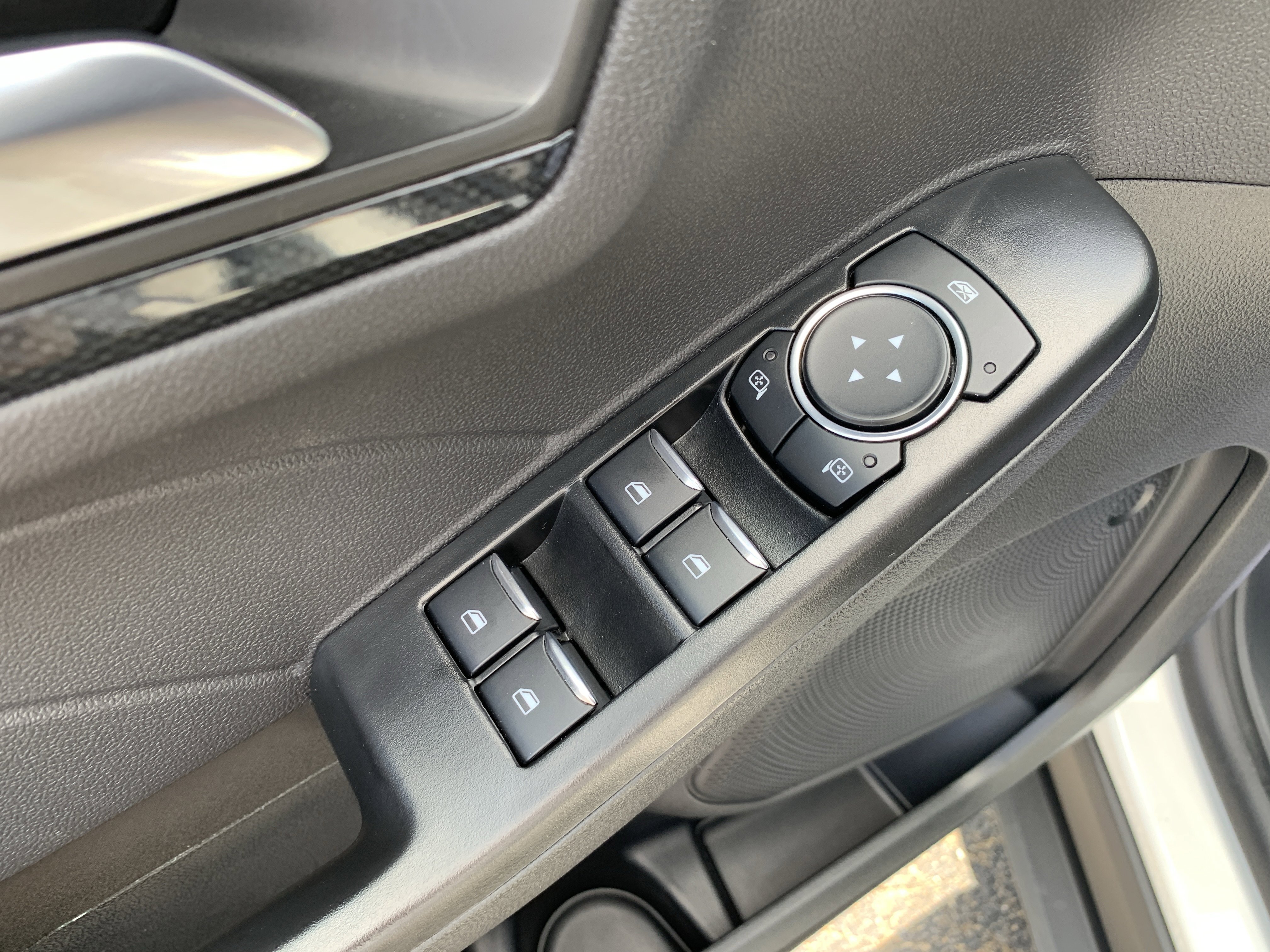 Used 2025 Ford Escape ST-Line Elite AWD/4WD image 22