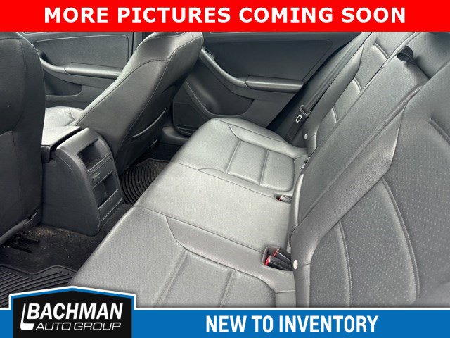 Used 2017 Volkswagen Jetta SE image 6