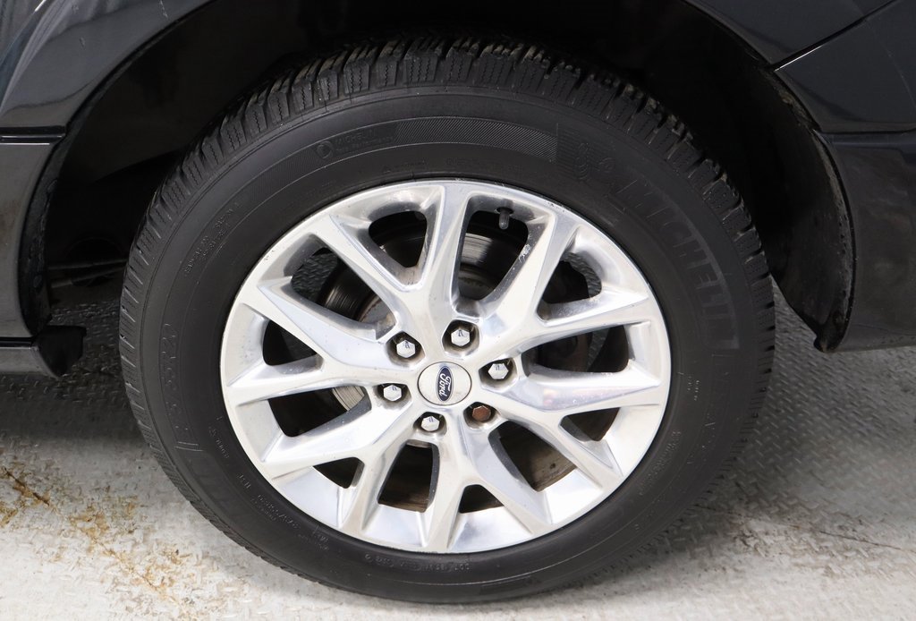 Used 2015 Ford Expedition EL Limited w/ Equipment Group 301A image 21