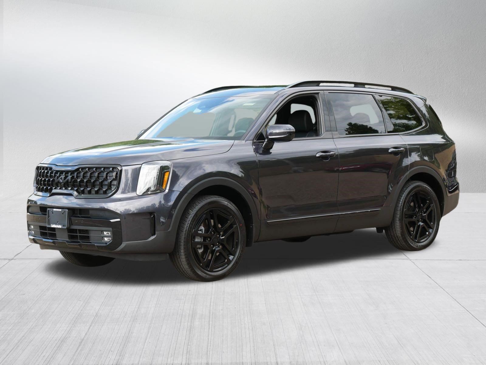 Certified 2025 Kia Telluride SX Prestige X-Line AWD/4WD image 3