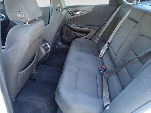 Used 2020 Chevrolet Malibu LT image 7