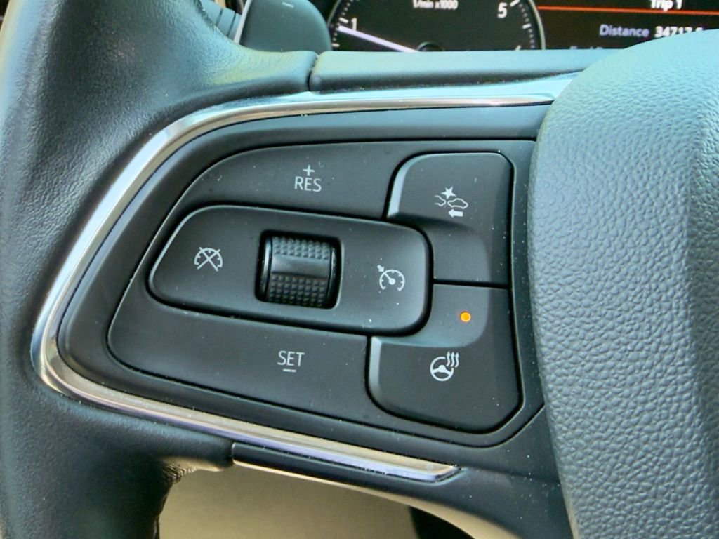 Used 2023 Buick Envision Essence w/ Sport Touring Package image 18