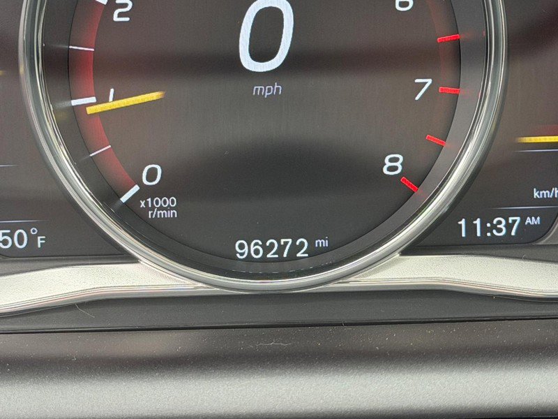 Used 2016 Volvo XC60 T5 Premier w/ Proximity Package image 21