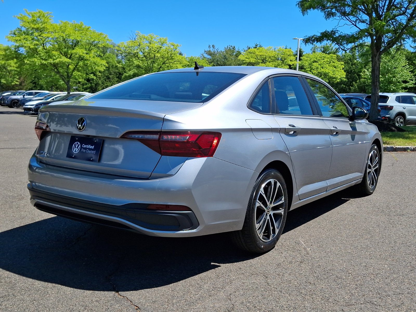 Certified 2022 Volkswagen Jetta Sport FWD image 6