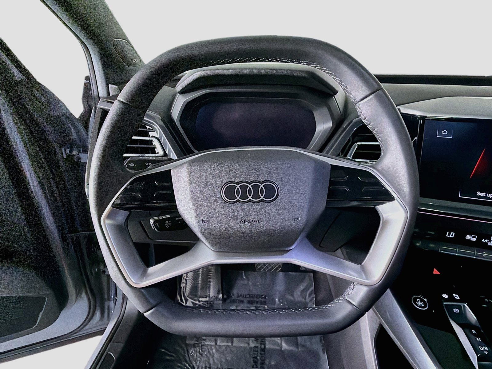Certified 2023 Audi Q4 e-tron Premium Plus w/ Premium Plus AWD/4WD image 11