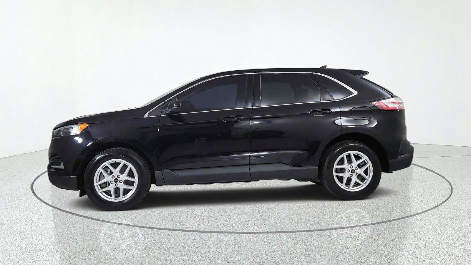 Used 2023 Ford Edge SEL AWD/4WD image 6