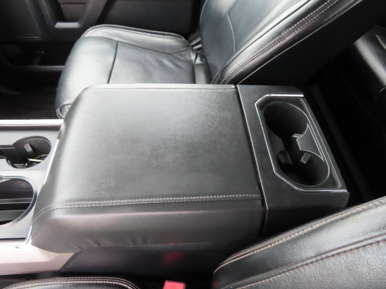 Used 2019 Ford F250 Lariat w/ Lariat Ultimate Package AWD/4WD image 38