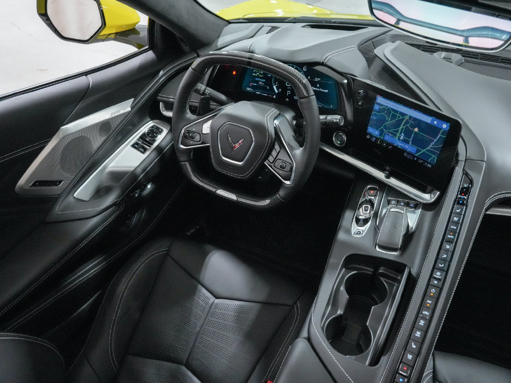 Used 2023 Chevrolet Corvette Z06 RWD image 11