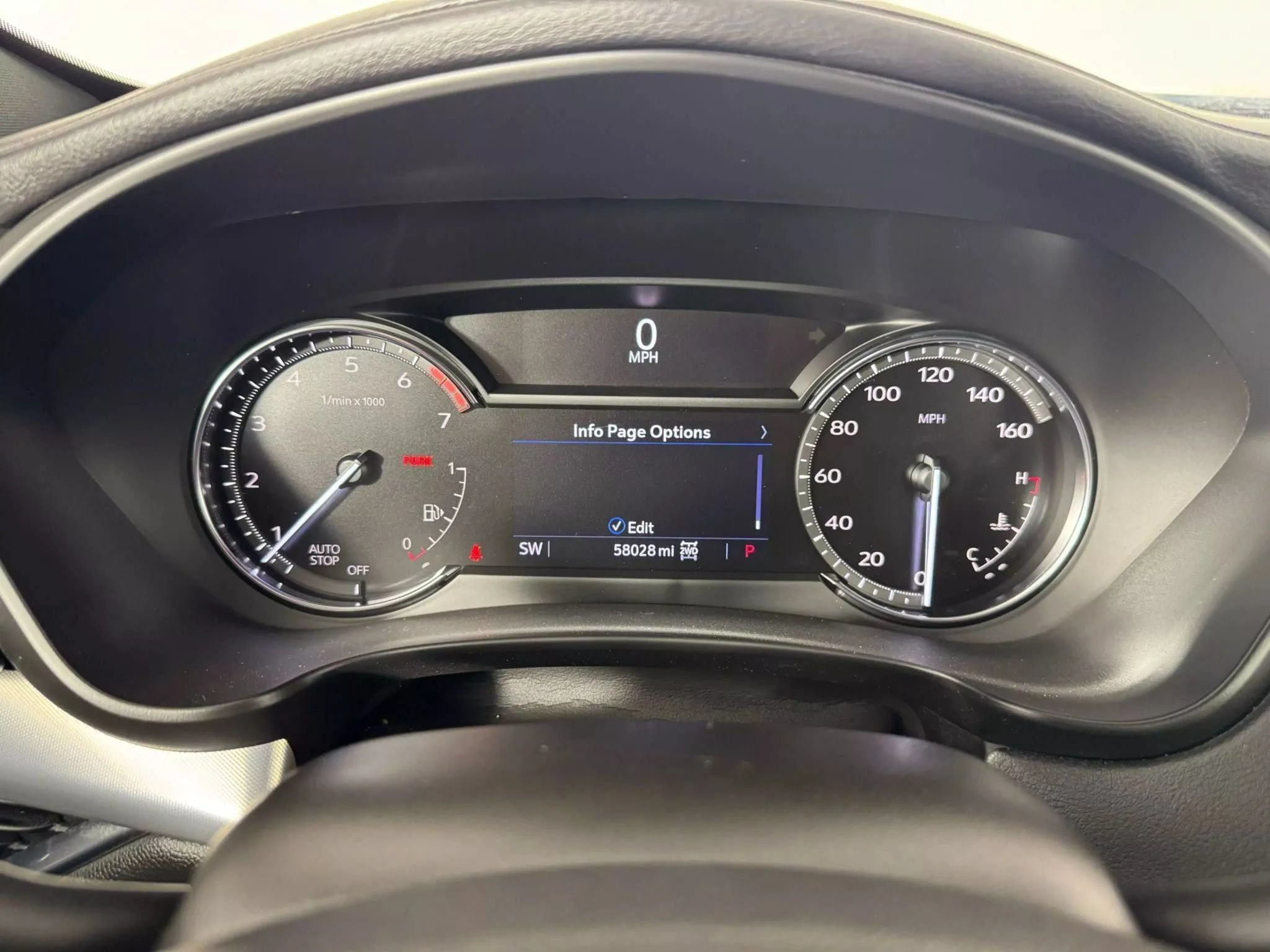 Used 2021 Cadillac XT4 Premium Luxury AWD/4WD image 14