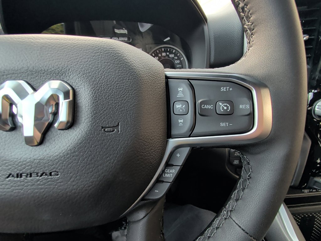 New 2026 RAM 1500 Big Horn AWD/4WD image 19