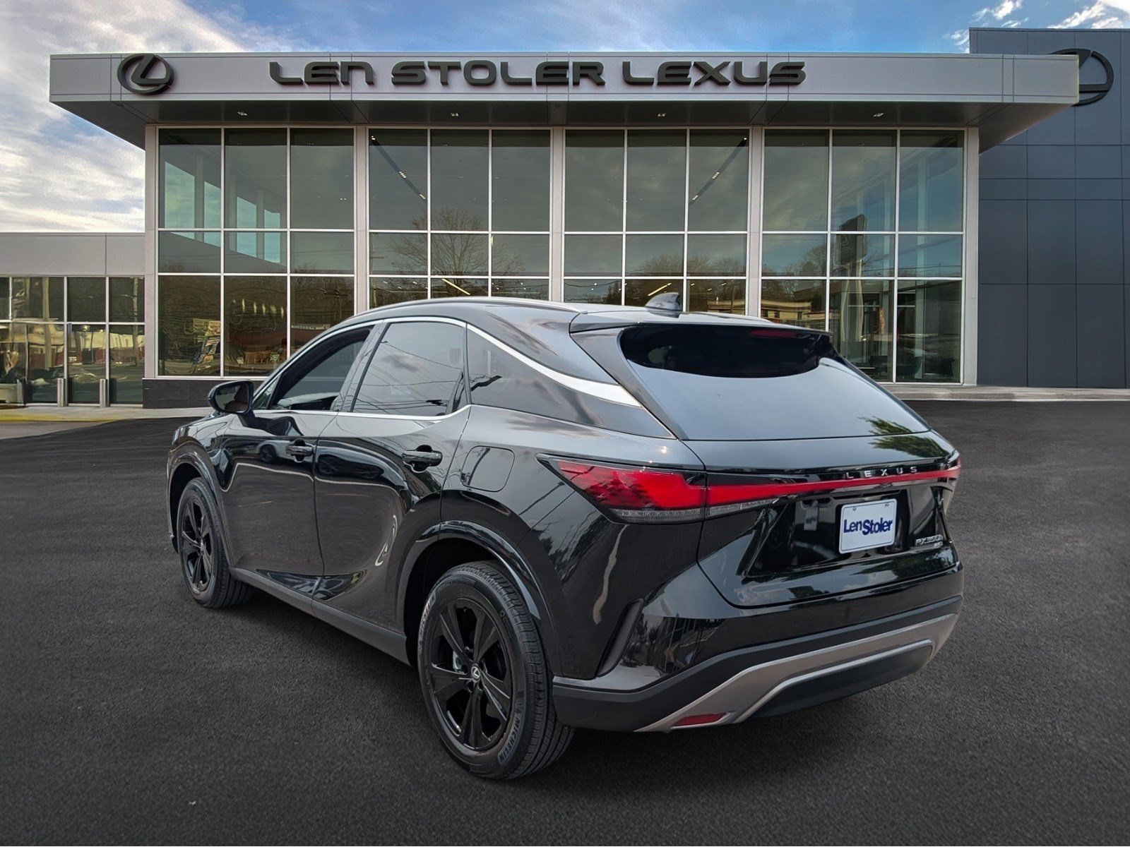 Certified 2024 Lexus RX 350h w/ Convenience Package AWD/4WD image 5