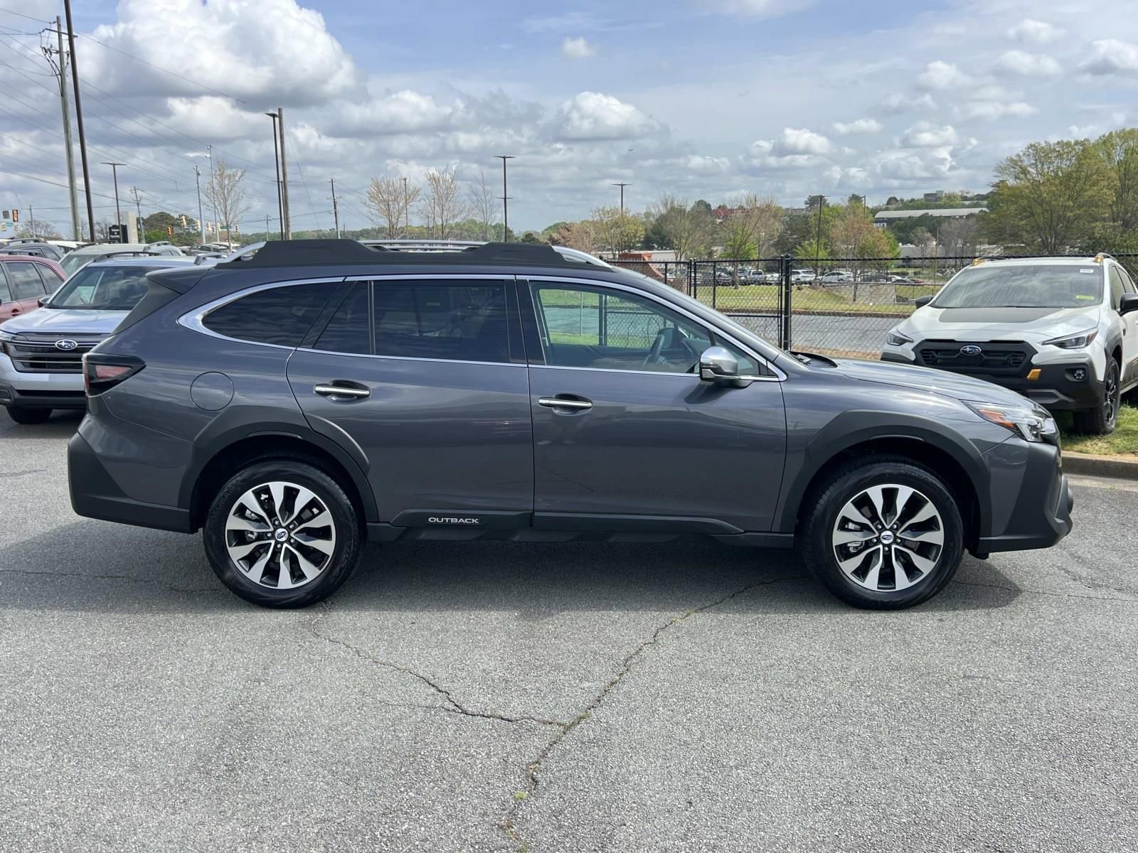 Certified 2025 Subaru Outback Touring w/ Tech Package 3 image 8