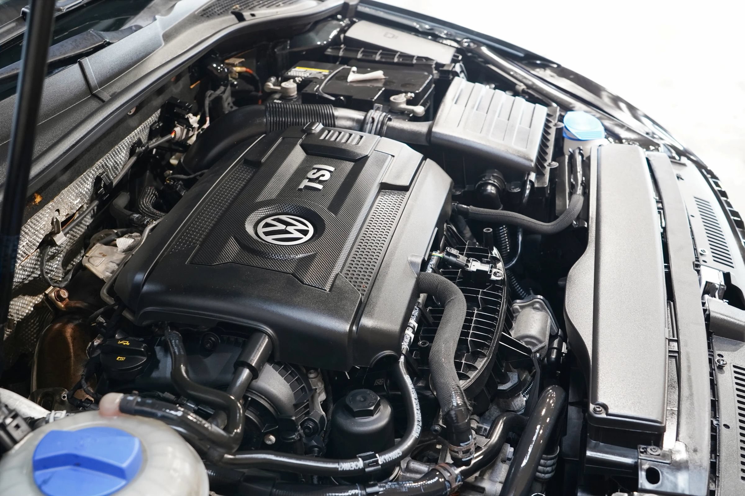 Used 2017 Volkswagen GTI S FWD image 27