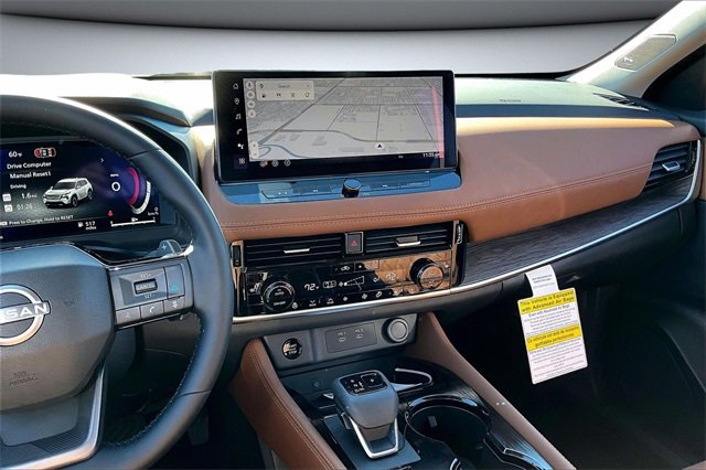 New 2026 Nissan Rogue Platinum image 6