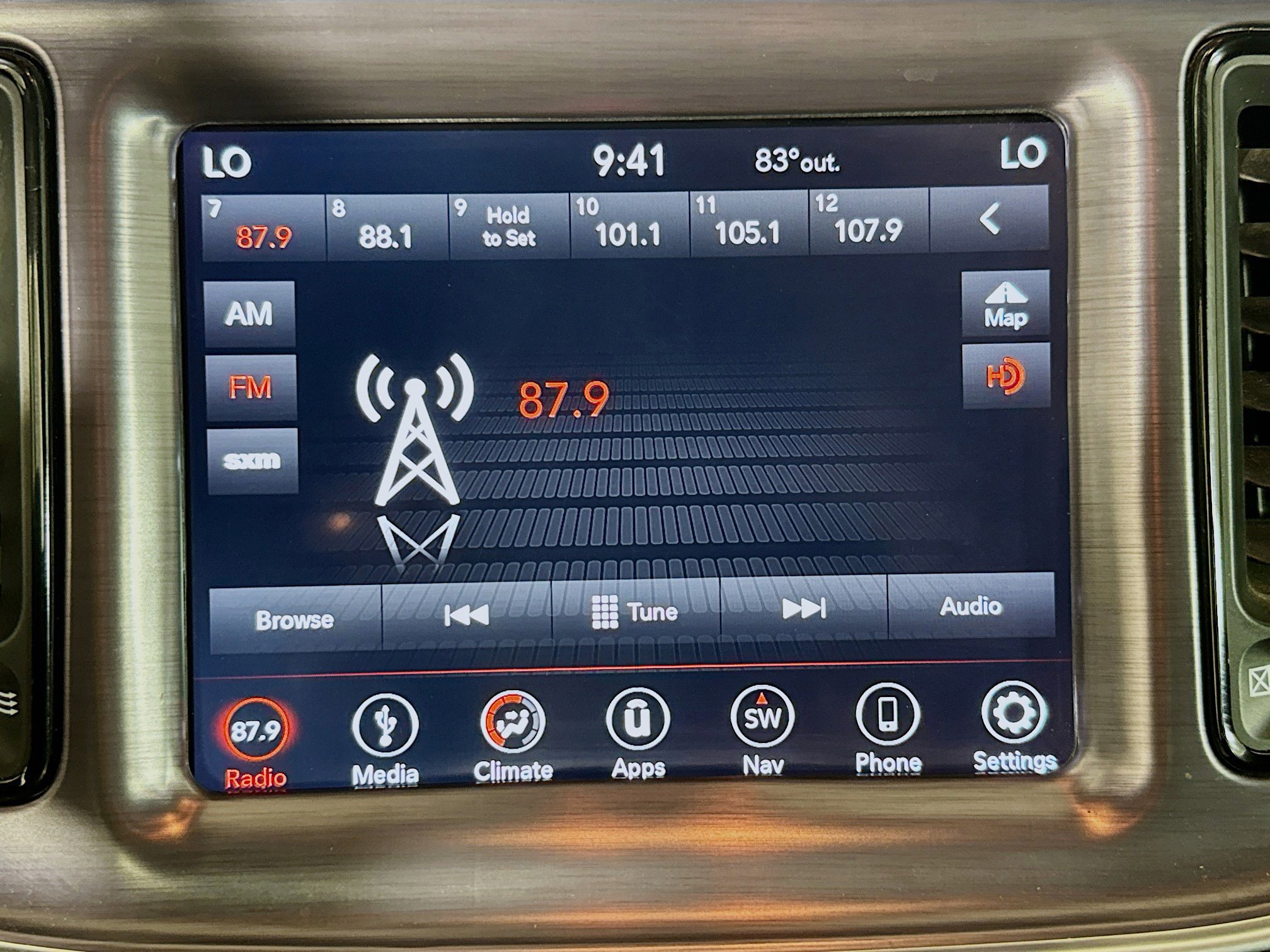 Used 2018 Dodge Challenger SXT w/ Blacktop Package image 17