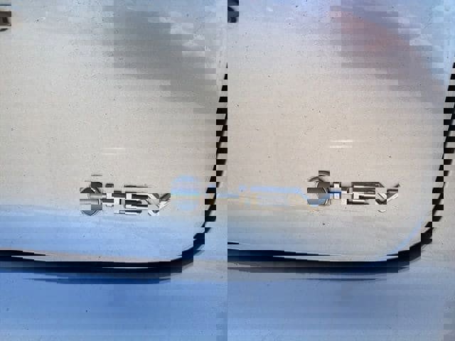 Used 2024 Toyota Prius XLE AWD/4WD image 13