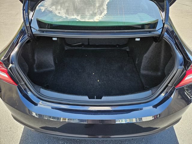 Used 2023 Chevrolet Malibu LS FWD image 17