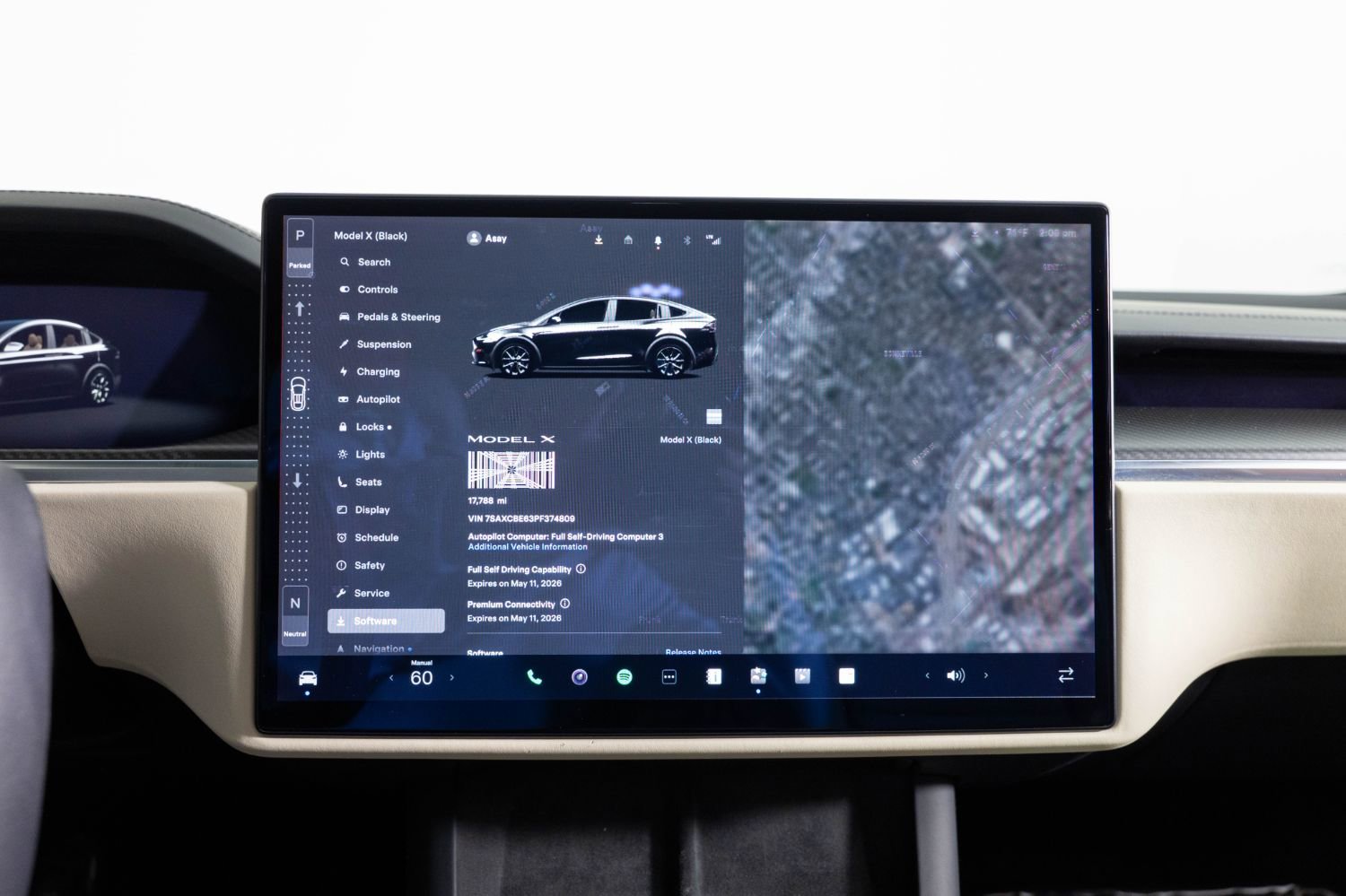Used 2023 Tesla Model X Plaid image 43
