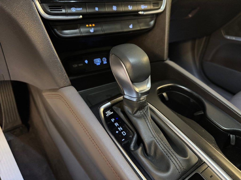 Used 2020 Hyundai Santa Fe SEL w/ Convenience + Premium Package AWD/4WD image 21