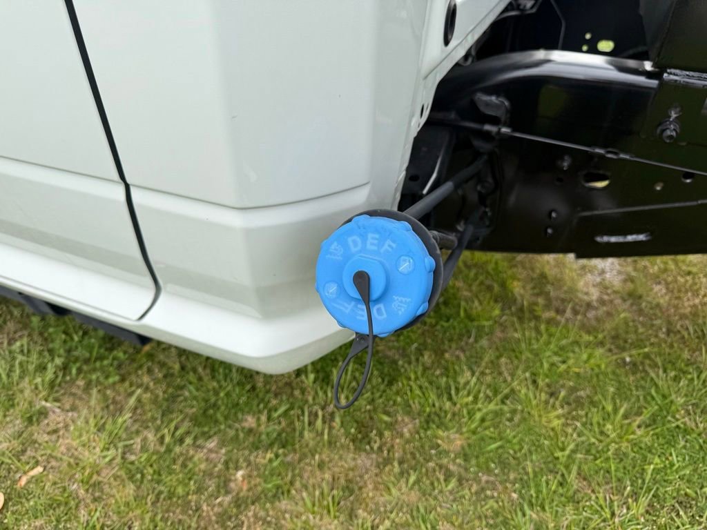 New 2024 RAM 5500 Tradesman AWD/4WD image 34