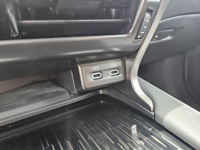 Used 2024 Lexus RX 350 FWD w/ Accessory Package (K3) image 32