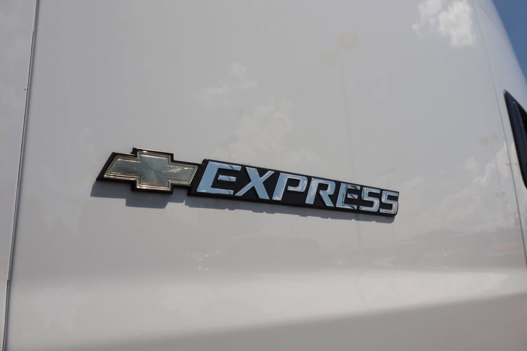 New 2025 Chevrolet Express 2500 w/ Driver Convenience Package image 22