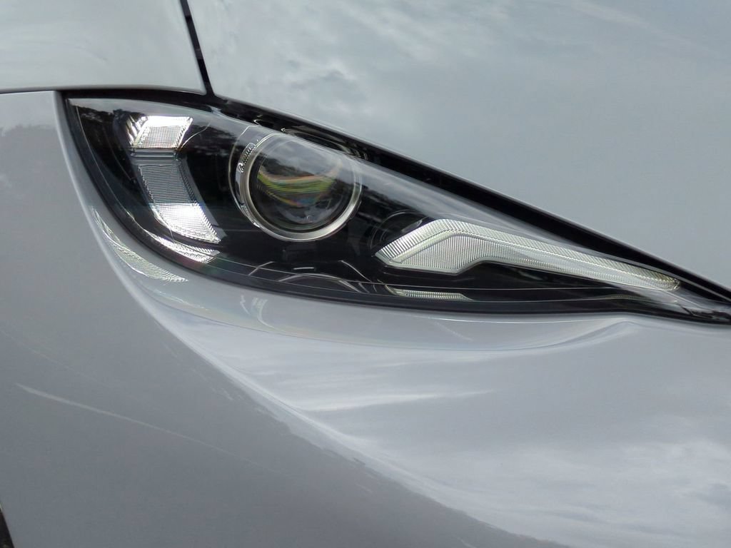 New 2026 MAZDA MX-5 Miata RF Club RWD image 10
