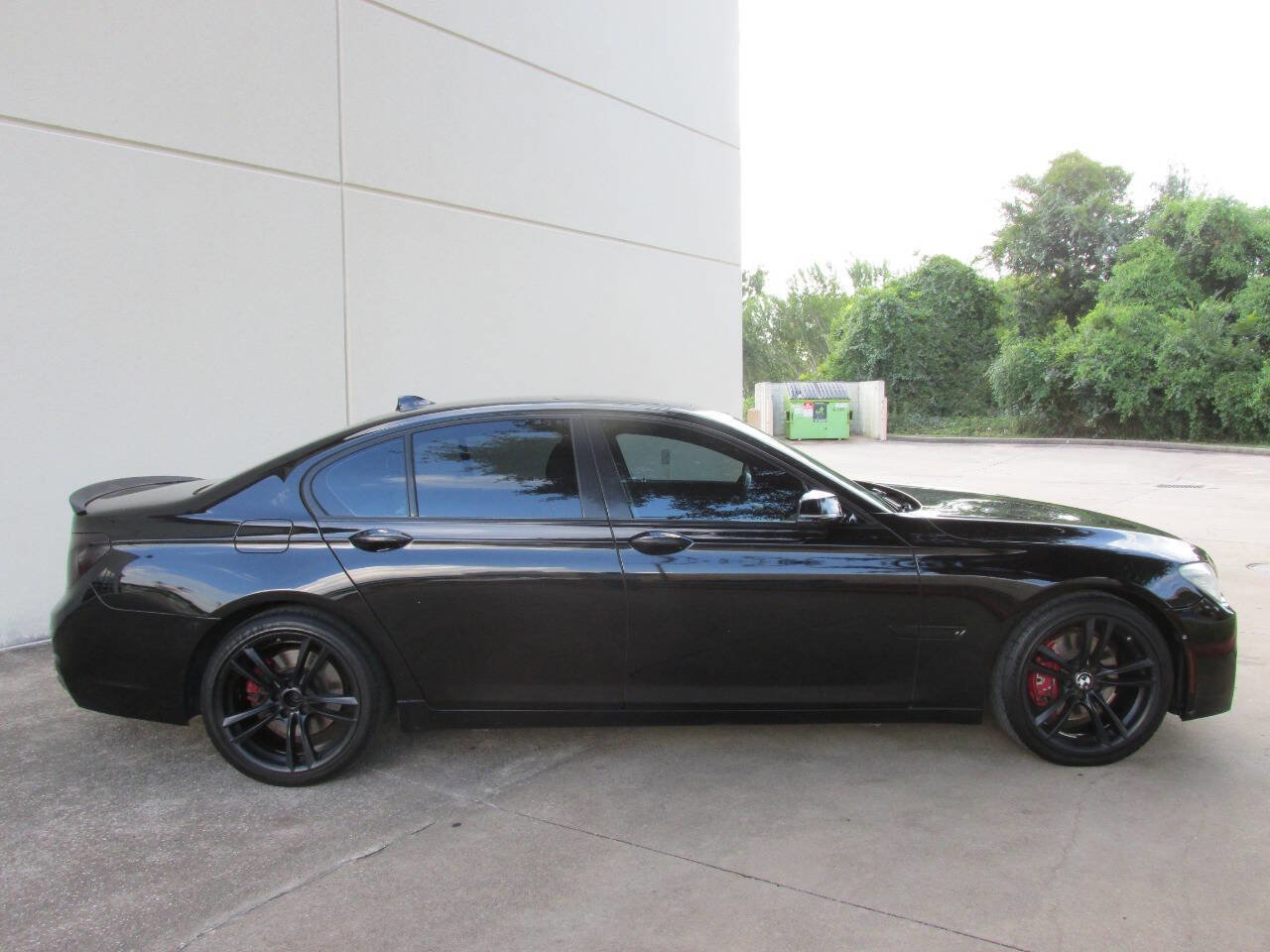 Used 2015 BMW 740i 740i 4dr Sedan image 9