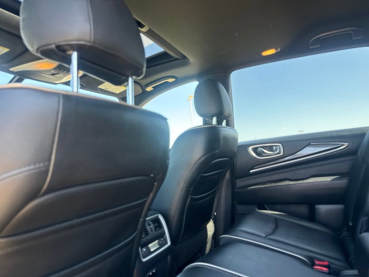 Used 2020 INFINITI QX60 Luxe w/ Edition 30 Essential Package FWD image 41