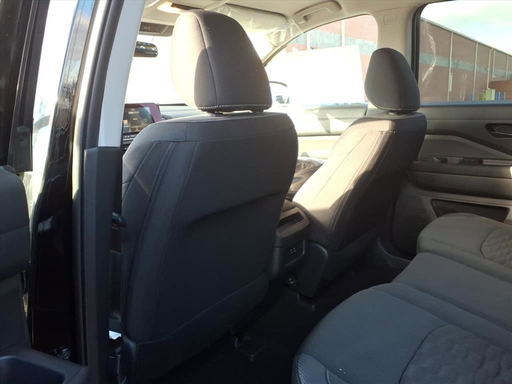 New 2025 Nissan Pathfinder S w/ Cargo Package image 27