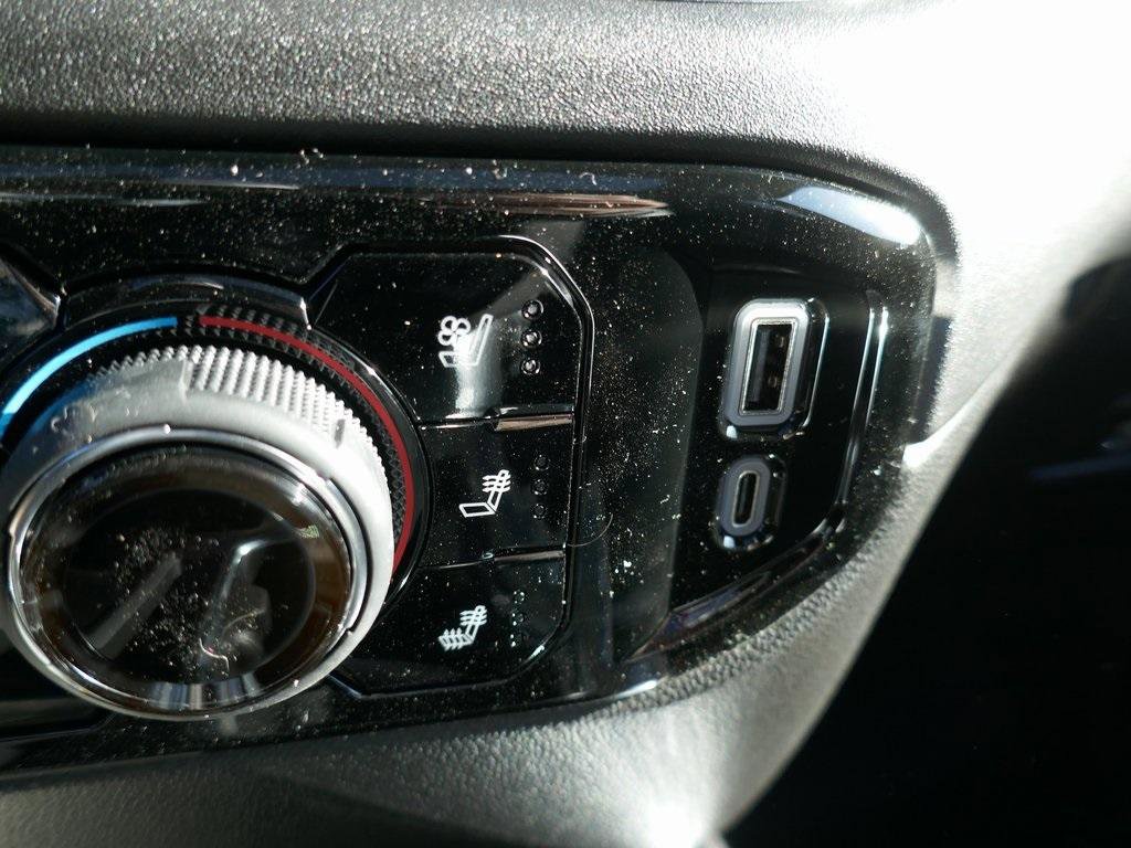 New 2026 Chevrolet Silverado 1500 LTZ w/ LTZ Premium Package image 20