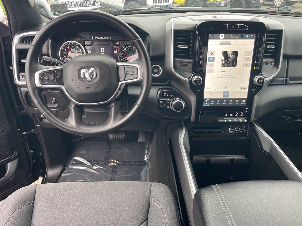 Used 2022 RAM 1500 Big Horn AWD/4WD image 4