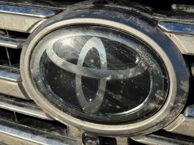 Used 2019 Toyota Land Cruiser image 9