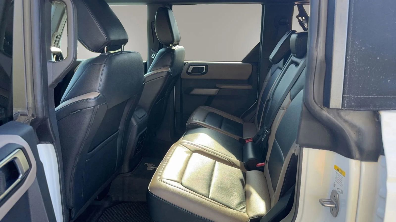 Used 2022 Ford Bronco Wildtrak image 15
