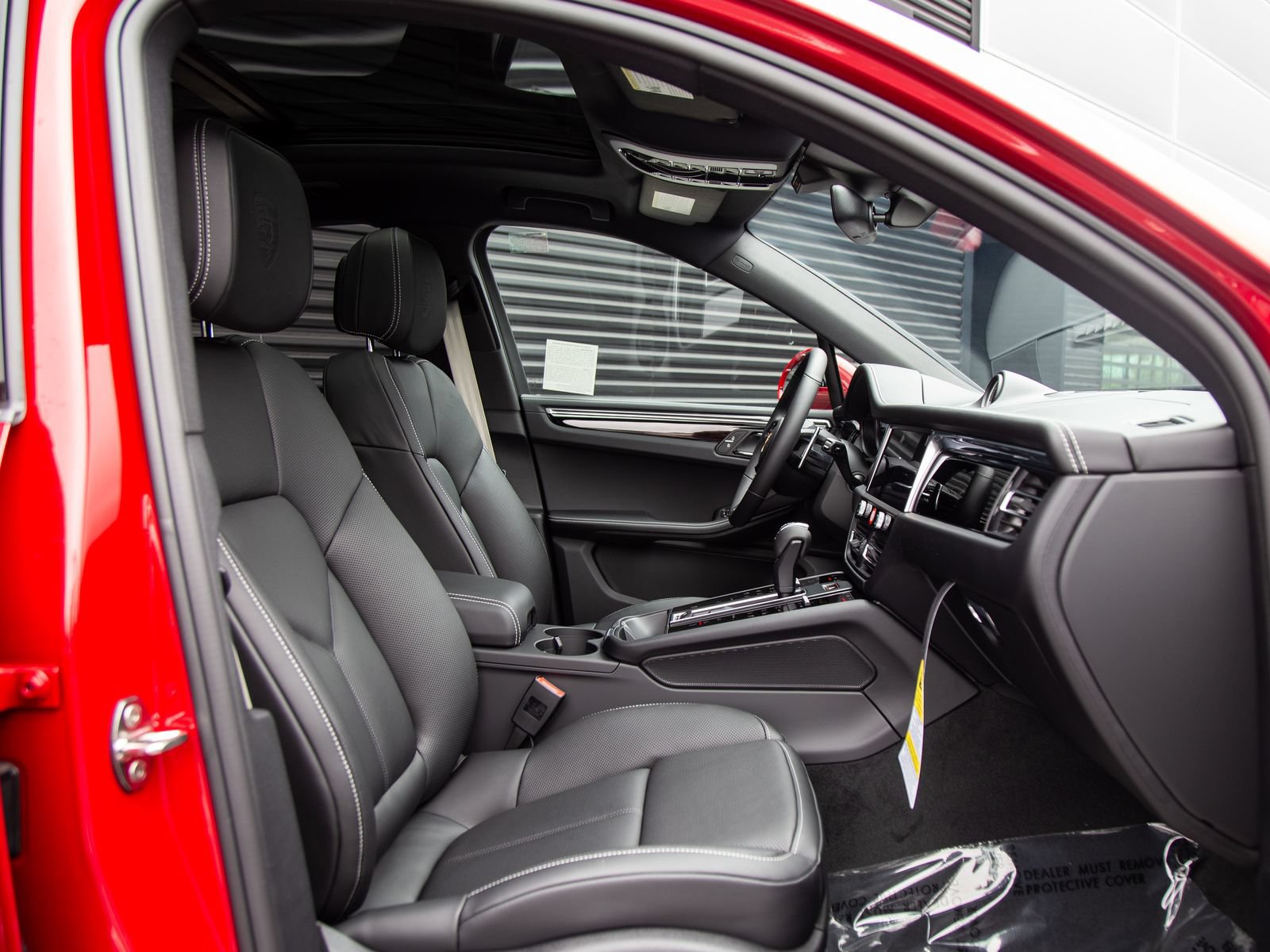 New 2026 Porsche Macan AWD/4WD image 26