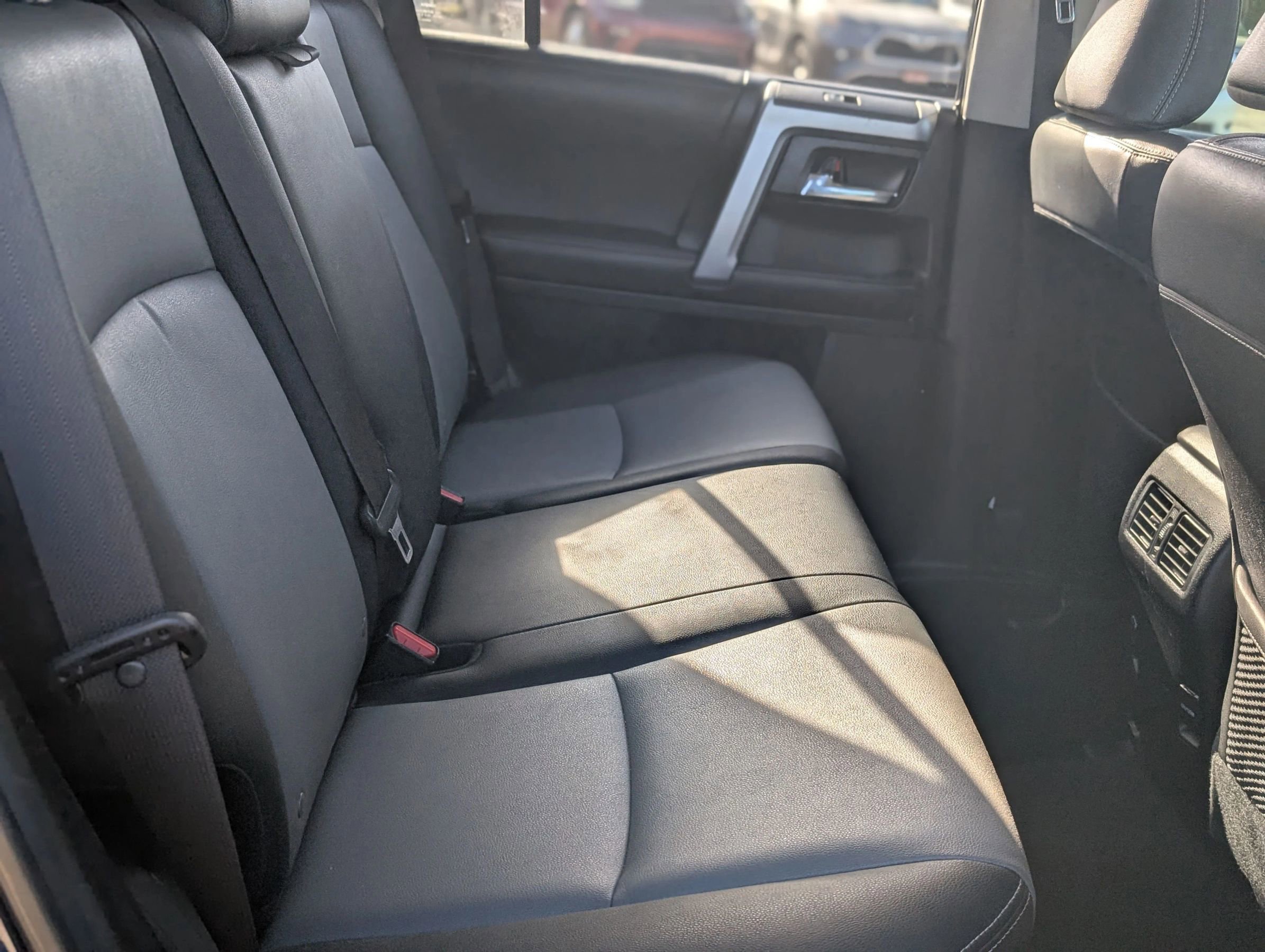 Used 2019 Toyota 4Runner SR5 Premium image 14
