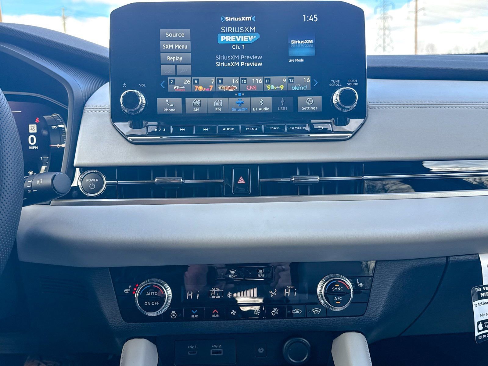 New 2025 Mitsubishi Outlander SEL image 30