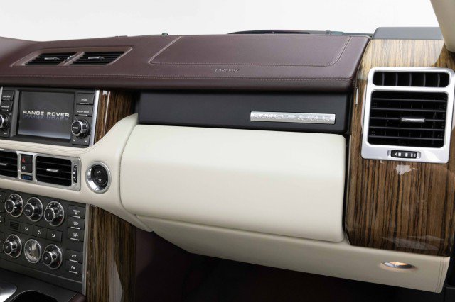 Used 2012 Land Rover Range Rover Autobiography image 26