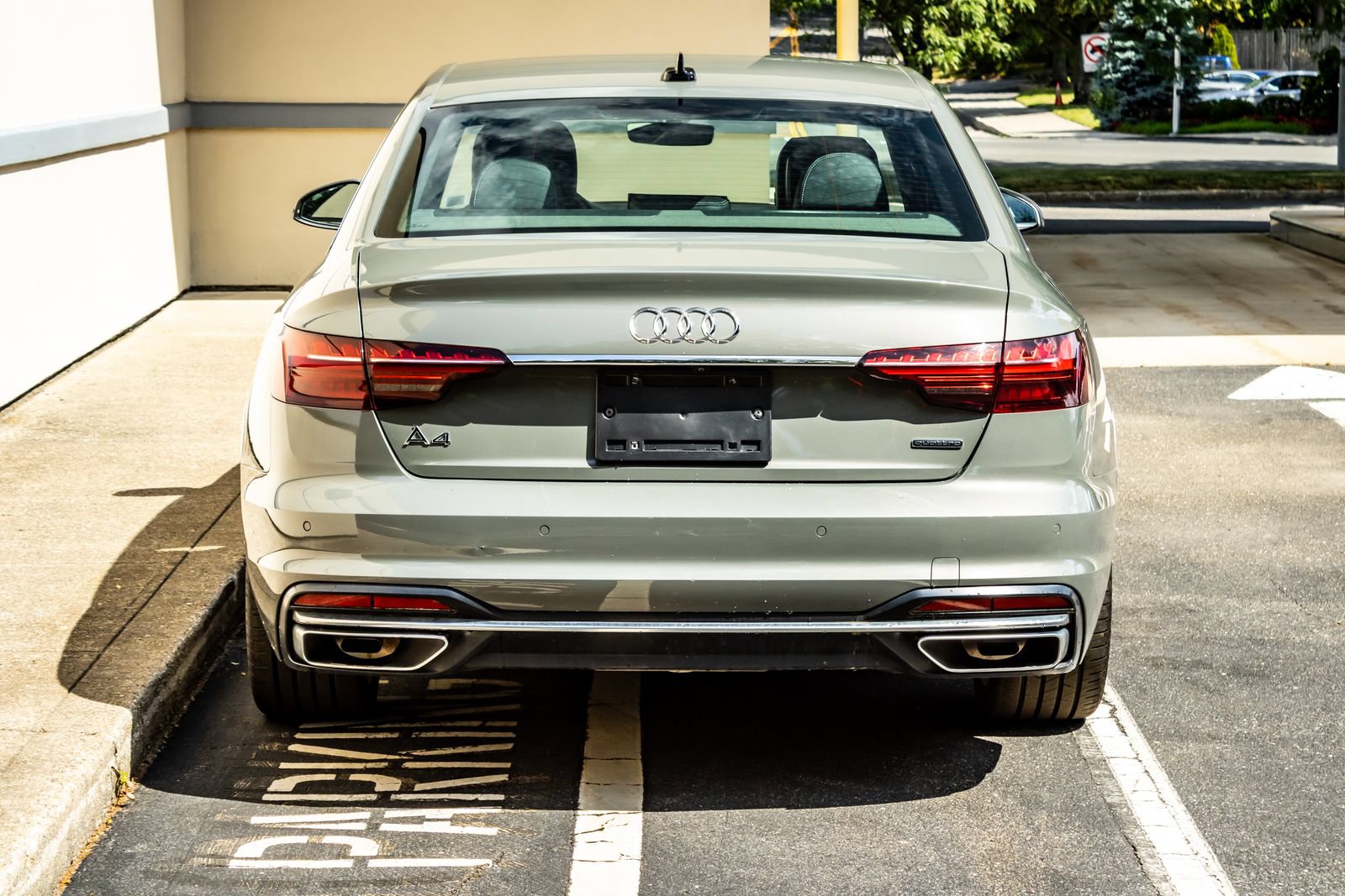 Used 2023 Audi A4 2.0T Premium Plus AWD/4WD image 6