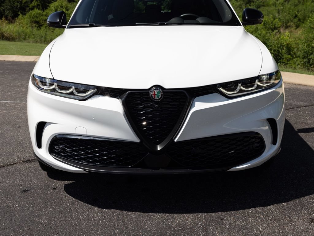 Used 2025 Alfa Romeo Tonale w/ Active Assist Package AWD/4WD image 12