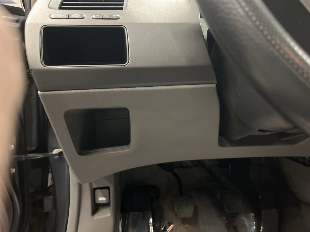 Used 2011 Honda Civic DX-VP image 12