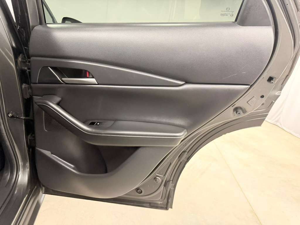 Used 2023 MAZDA CX-30 AWD 2.5 S w/ Select Package image 34