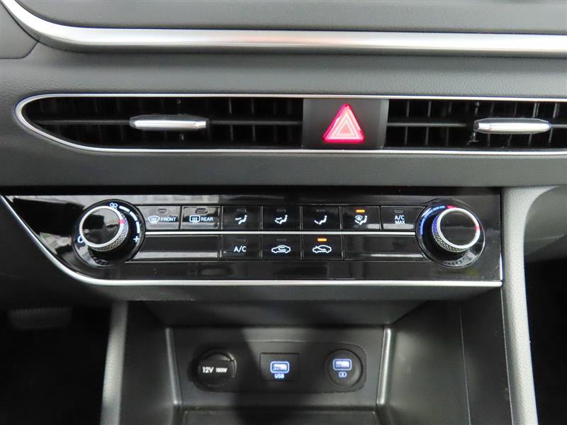 Used 2023 Hyundai Sonata SE w/ Preferred Accessory Package FWD image 23